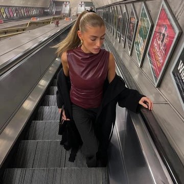 Cara | Bordeauxrode top